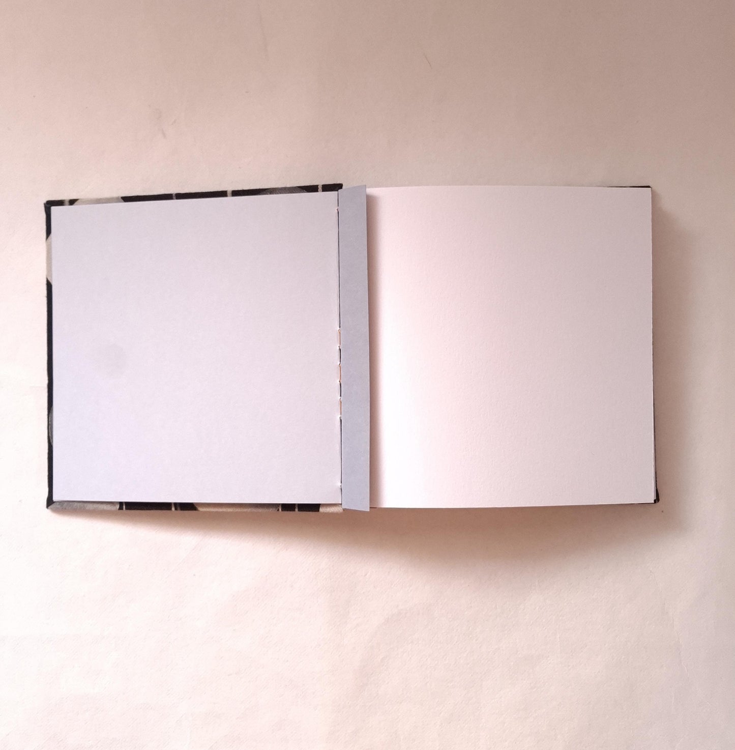 Album fotografico in tessuto Giapponese con cerchi in grigio e miele