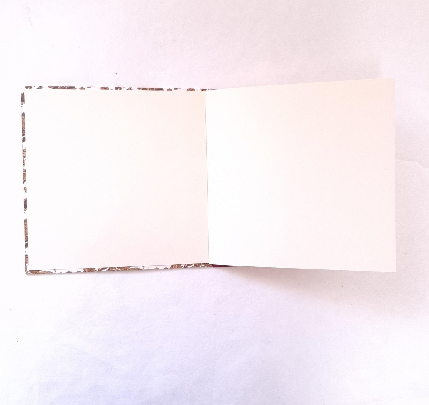 Portafoto quadrato a Leporello con stampa floreale vintage