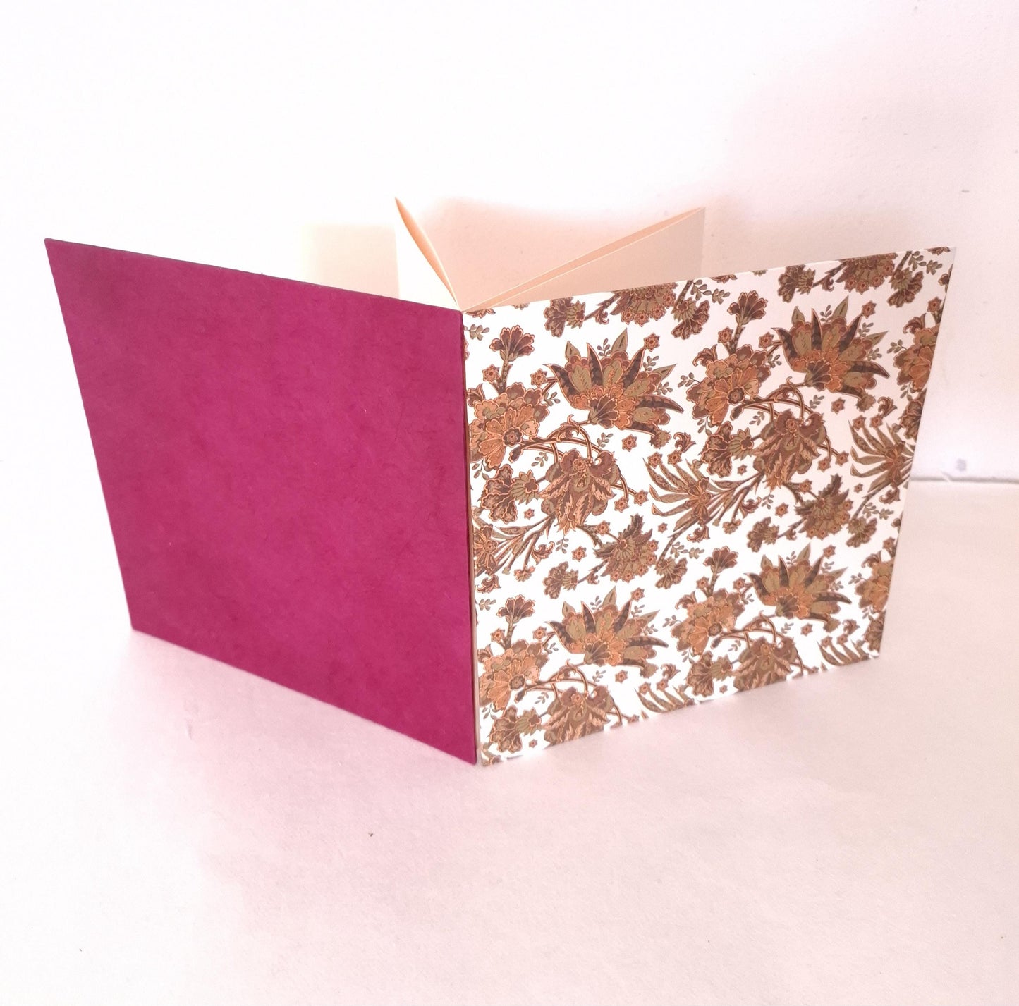 Portafoto quadrato a Leporello con stampa floreale vintage