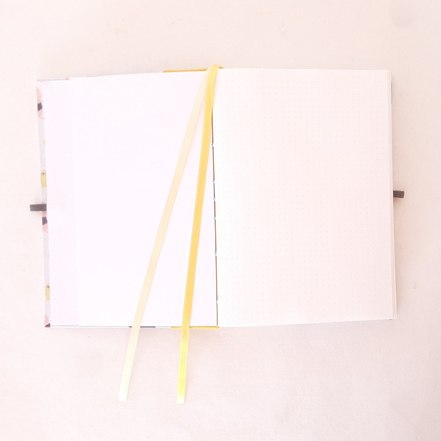 Taccuino A5 con pagine puntinate e copertine in tessuto con gatti