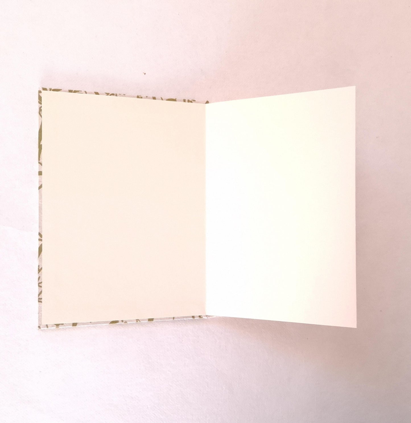 Album a fisarmonica rettangolare con stampa di foglie