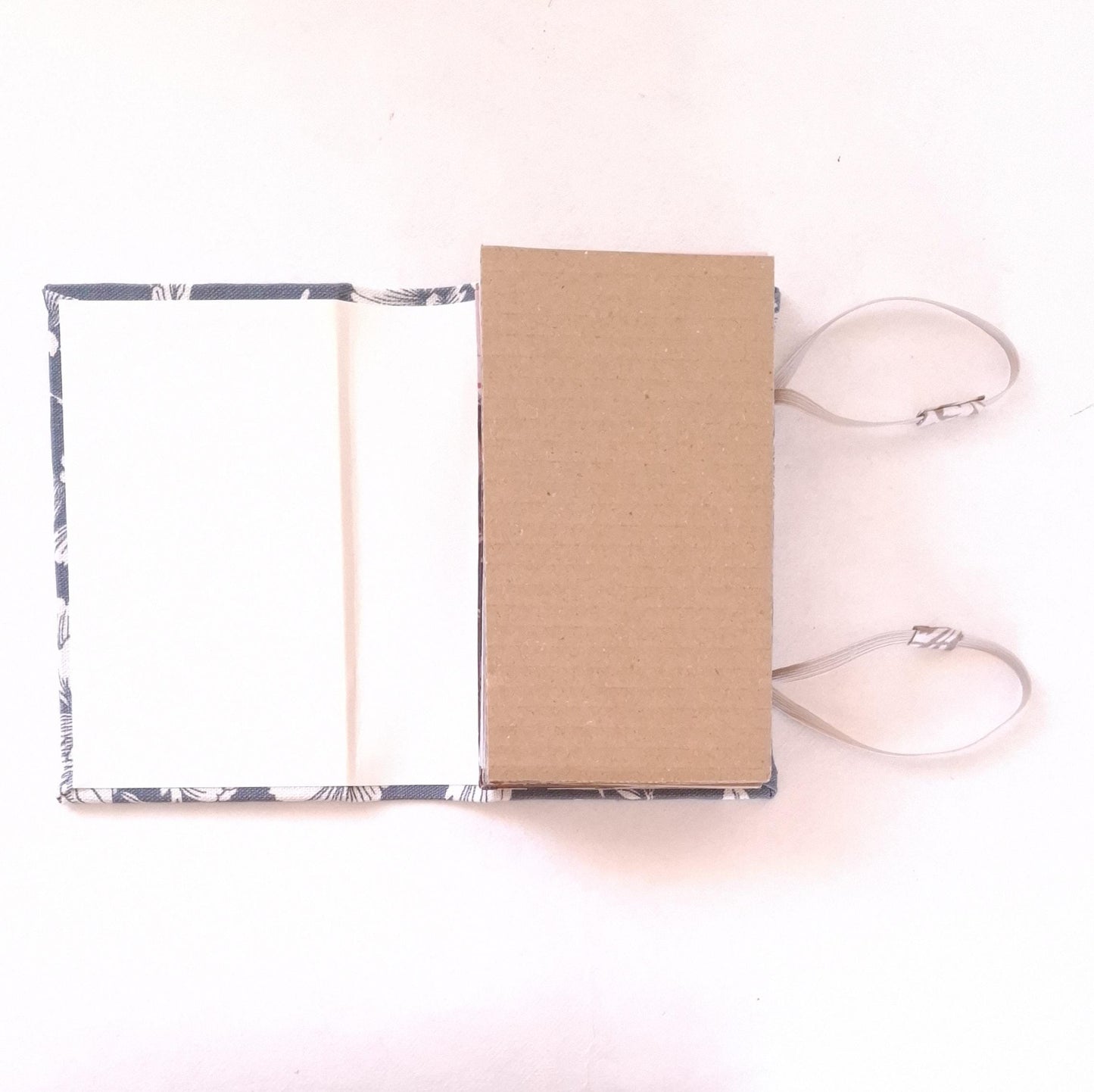 Pressa per fiori da viaggio con fodera in tessuto floreale carta da zucchero