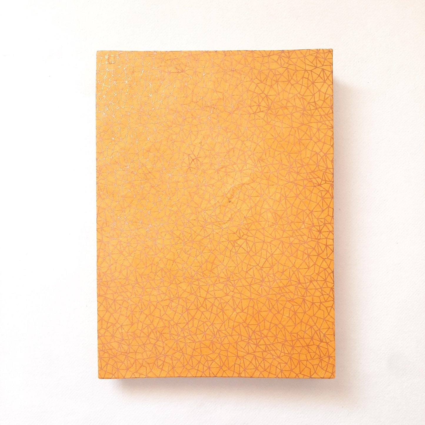 Diario A5 con fiori in verde e oro e pagine in carta riciclata a righe