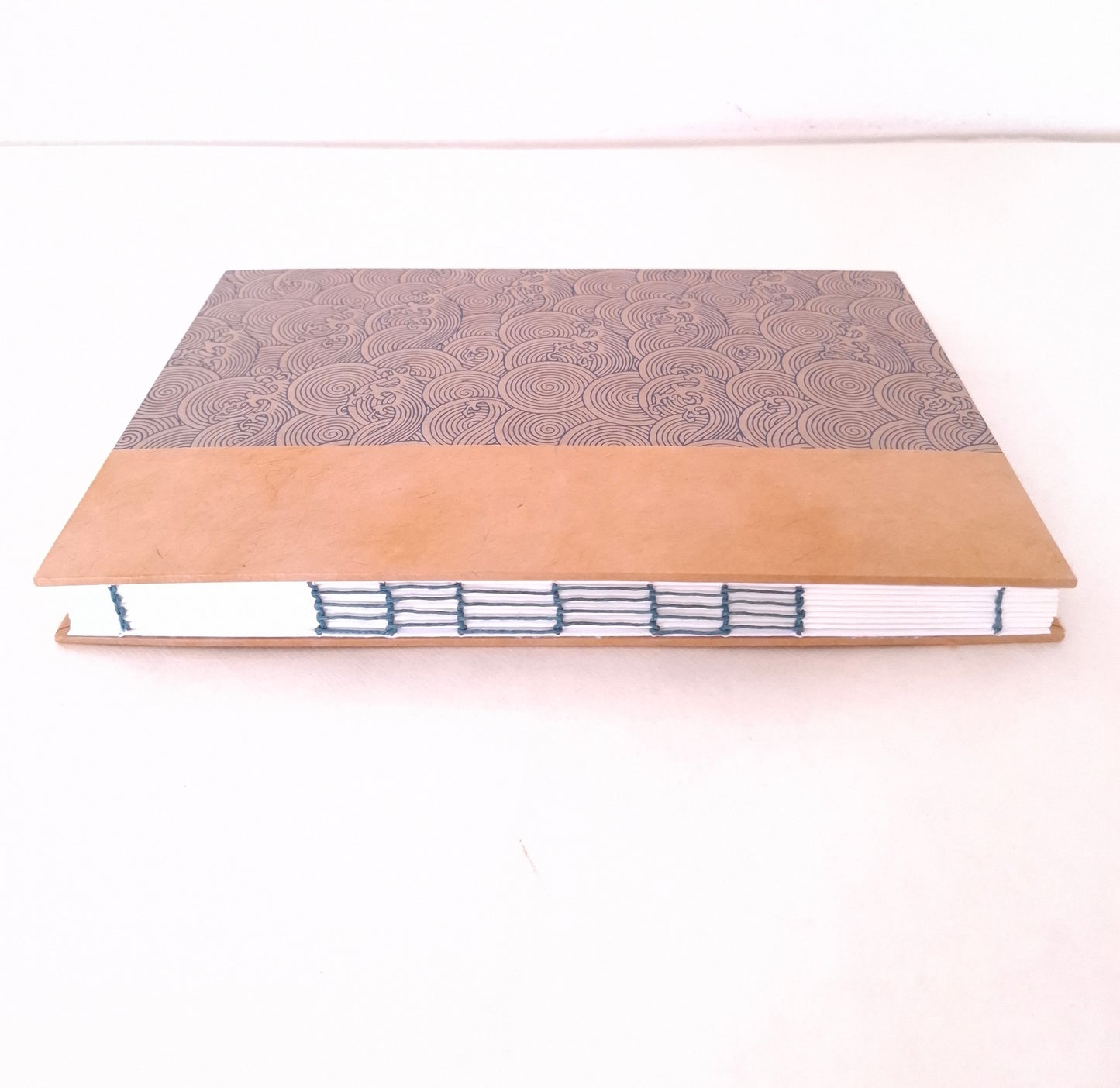 Album per acquerello grande con onde giapponesi