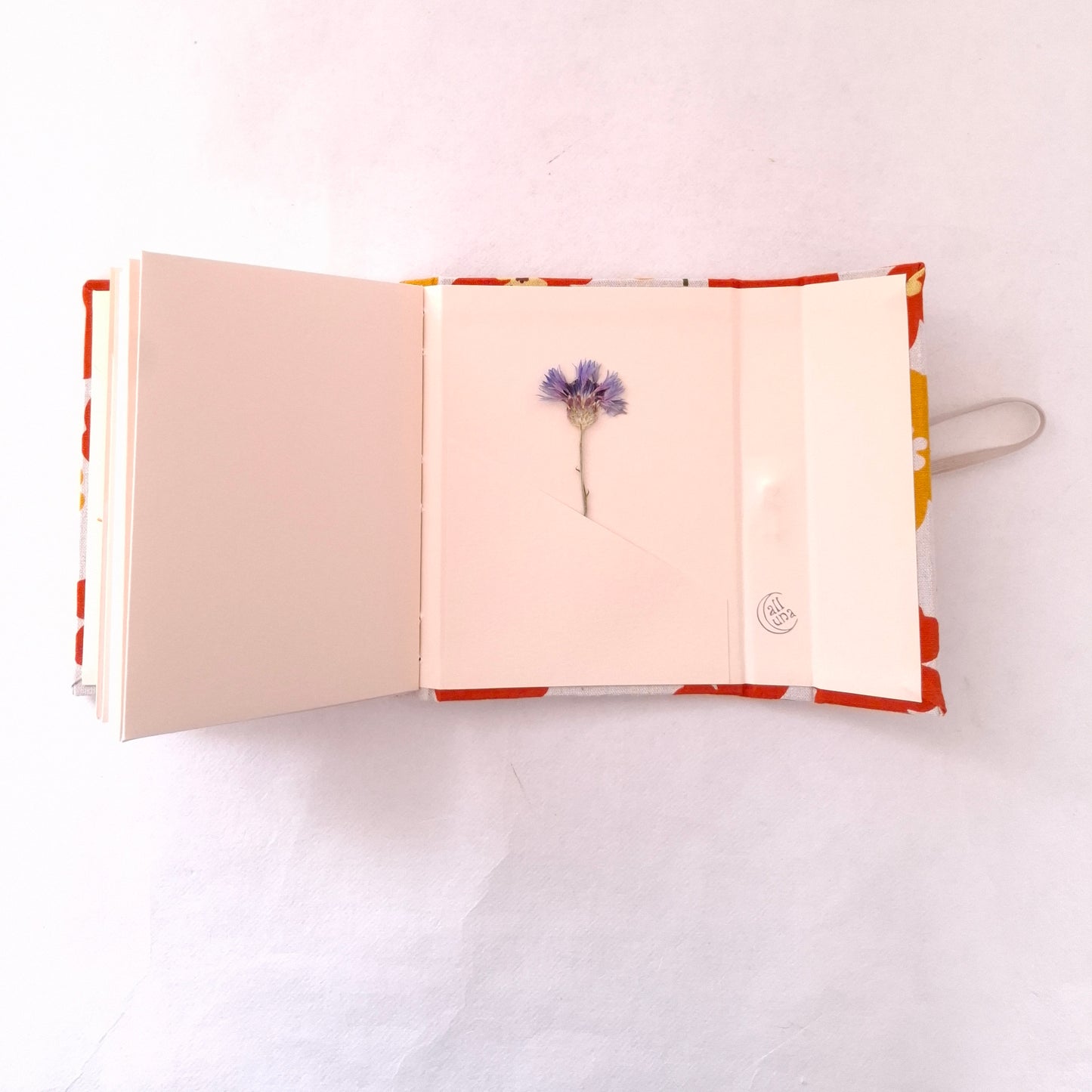 Diario di Viaggio in tessuto floreale Giapponese in giallo e arancio