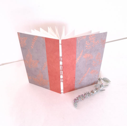 Carnet per acquerello grande in malva e oro rosa